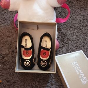 Original michael kors toddler size 6 .